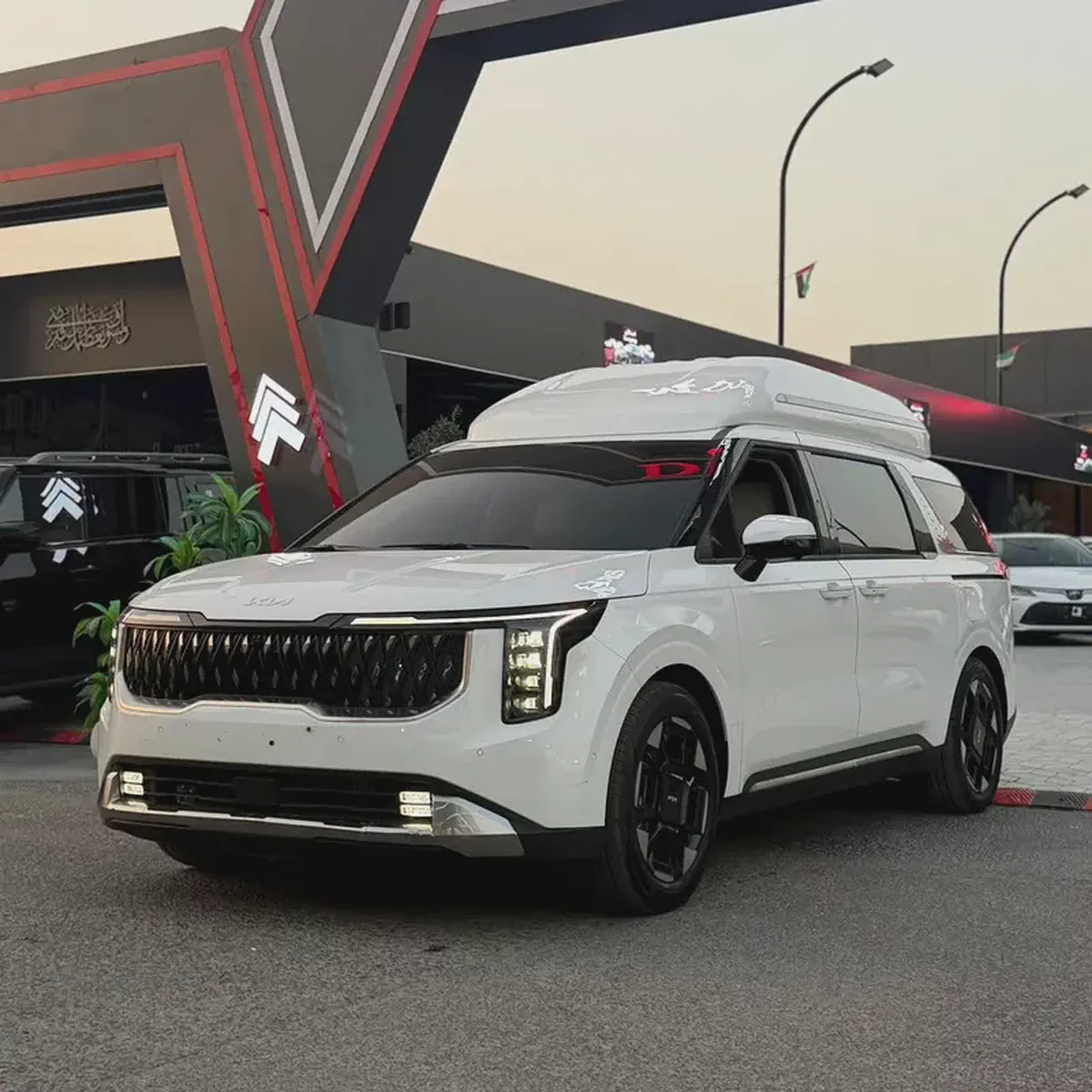 Brand New Kia Carnival 2025 - Korean Specs - Luxury Family Minivan-1-1