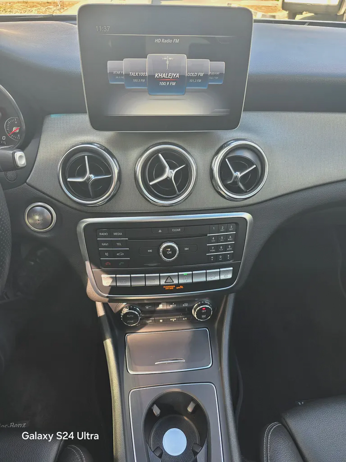 2020 Mercedes-Benz GLA 250 4Matic - American Very clean car-12-12