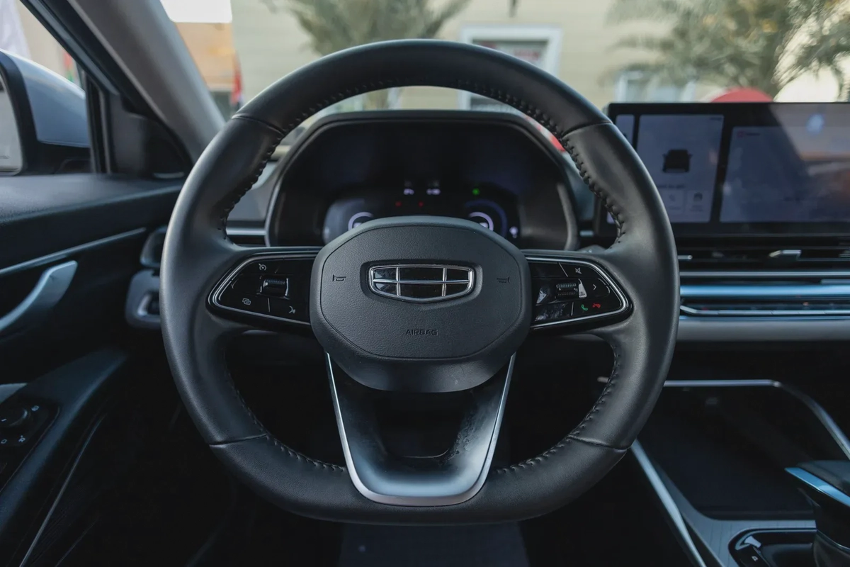 Geely Emgrand-17-17