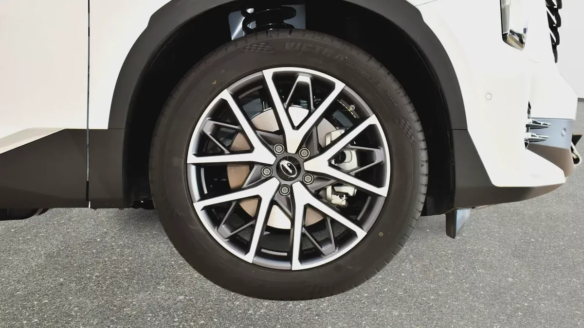 0% DP | AED 1,148 / Month | GAC | GS8 GX 2.0T 4WD | 2023 | Gargash Warranty | Service History-3-3