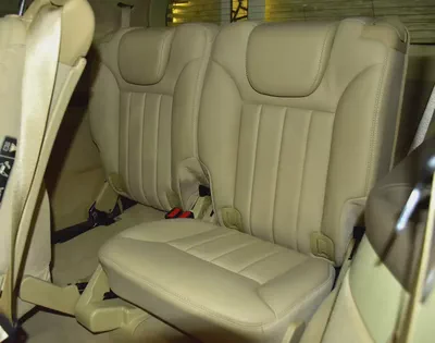 EXCELLENT DEAL for our Mercedes Benz R350 ( 2009 Model ) in White Color GCC Specs-15