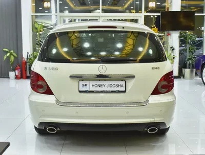 EXCELLENT DEAL for our Mercedes Benz R350 ( 2009 Model ) in White Color GCC Specs-4