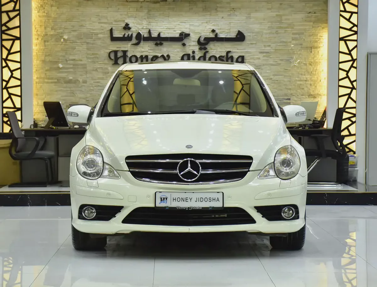EXCELLENT DEAL for our Mercedes Benz R350 ( 2009 Model ) in White Color GCC Specs