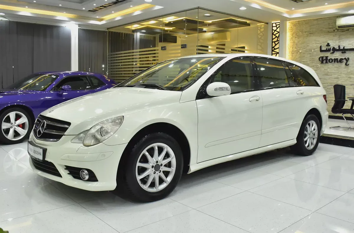 EXCELLENT DEAL for our Mercedes Benz R350 ( 2009 Model ) in White Color GCC Specs-1-1