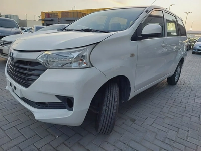 تويوتا Avanza 2017-13