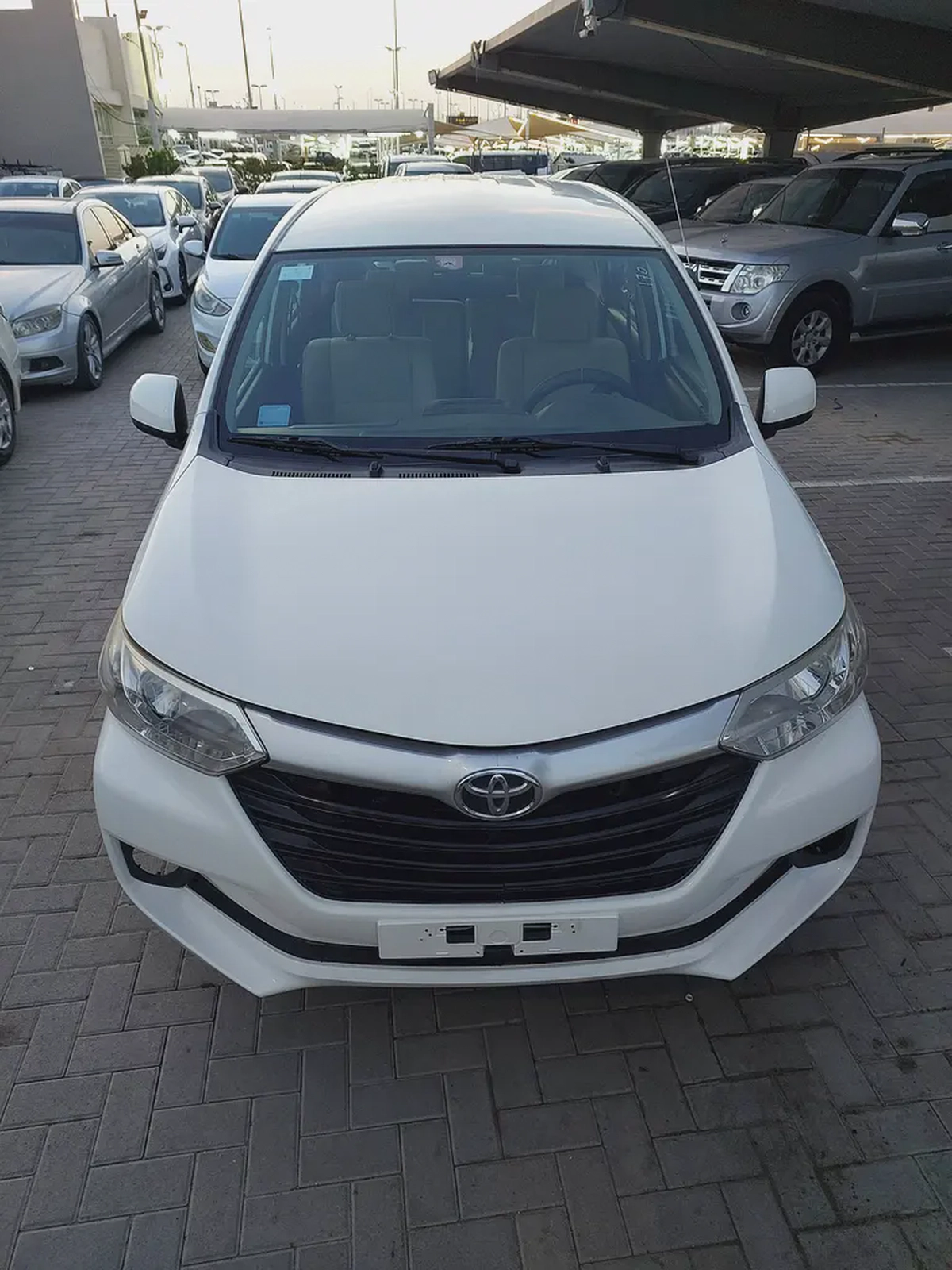 تويوتا Avanza 2017-15-15