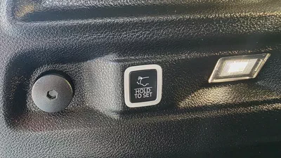 Jeep Grand Cherokee Limited 2022 GCC Specs - Excellent Condition-4
