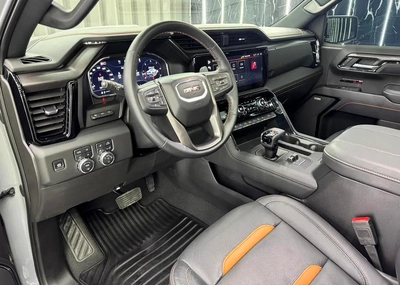 EXCLUSIVE DEAL BY ZEUS AUTO | 6.2 L V8 | GCC | LOW MILEAGE | AL GHANDI WARRANTY 2030 |-11