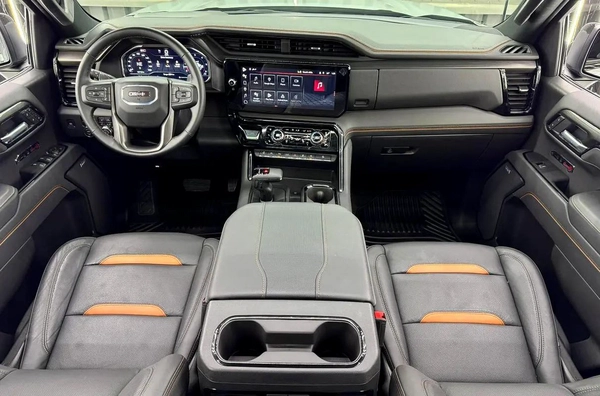 EXCLUSIVE DEAL BY ZEUS AUTO | 6.2 L V8 | GCC | LOW MILEAGE | AL GHANDI WARRANTY 2030 |