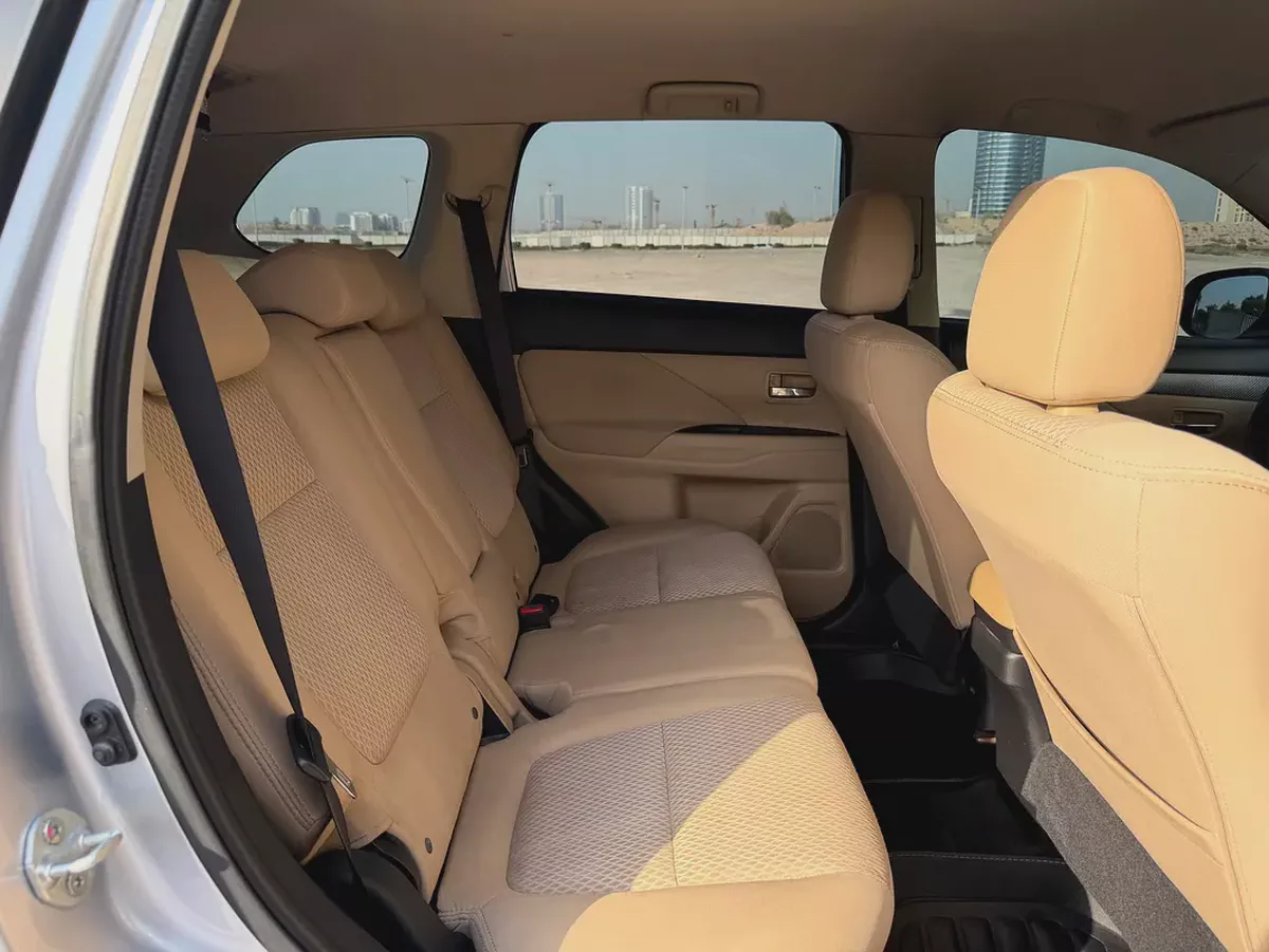 2017 Mitsubishi Outlander 2.4L Engine 4x4 | GCC Specs-10-10