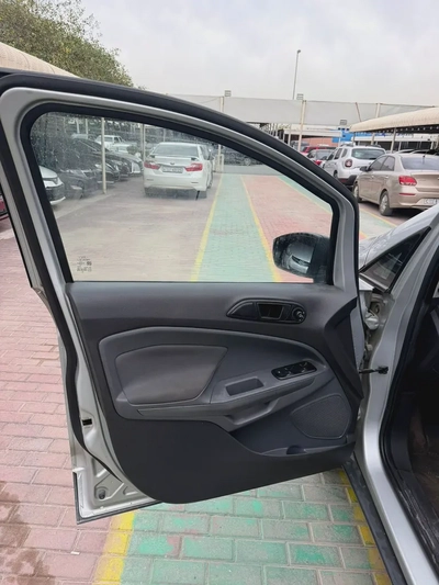 Ford Ecosport 2014 GCC Specs - Reliable Compact SUV-9