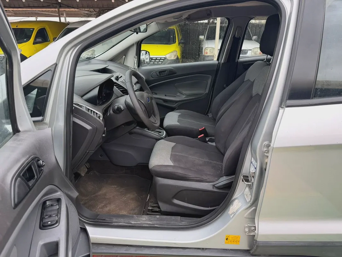 Ford Ecosport 2014 GCC Specs - Reliable Compact SUV-5-5