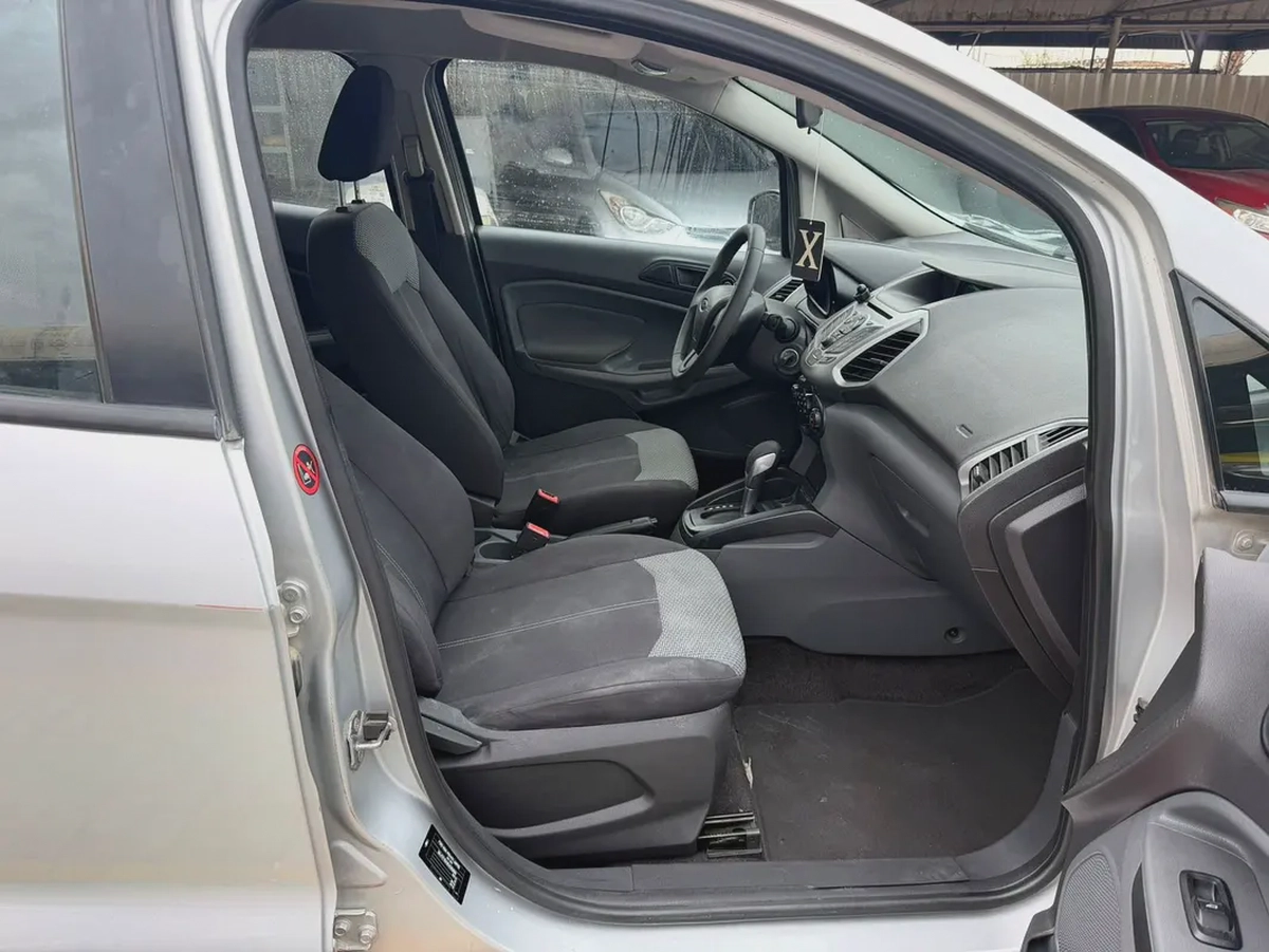 Ford Ecosport 2014 GCC Specs - Reliable Compact SUV-7-7