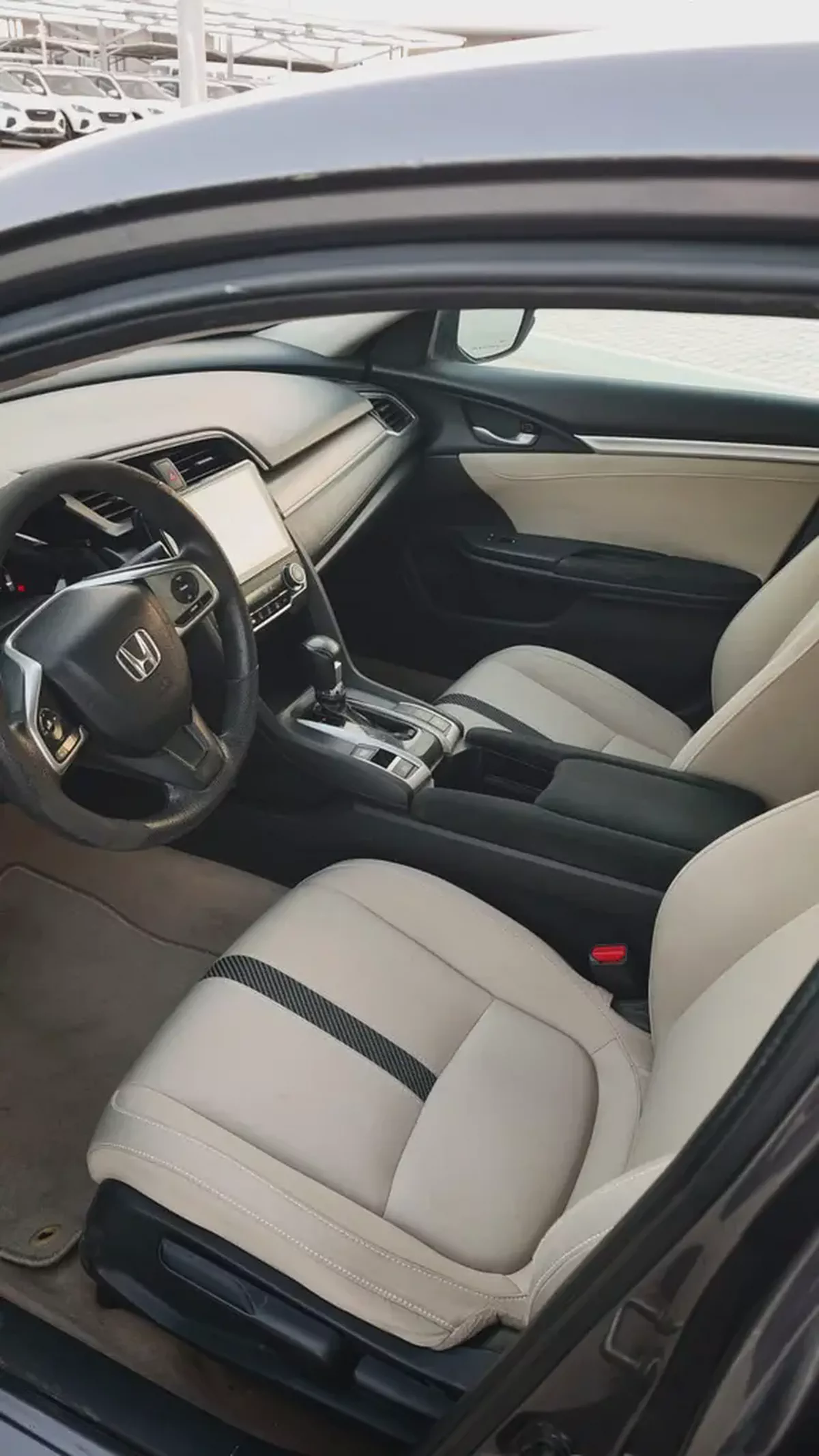 Honda Civic 2016 VTi | GCC Specs | Low Mileage | Excellent Condition-13-13