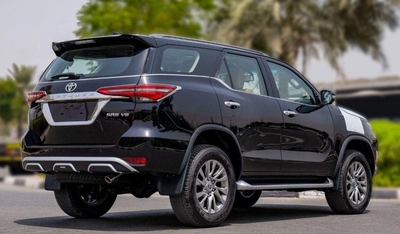 Toyota Fortuner Toyota Fortuner 4.0L Petrol 2024-2