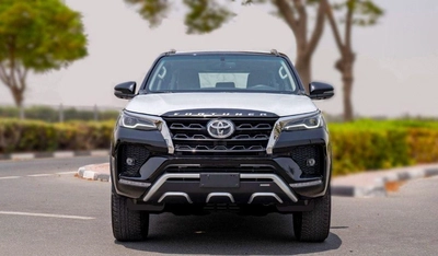 Toyota Fortuner Toyota Fortuner 4.0L Petrol 2024-3