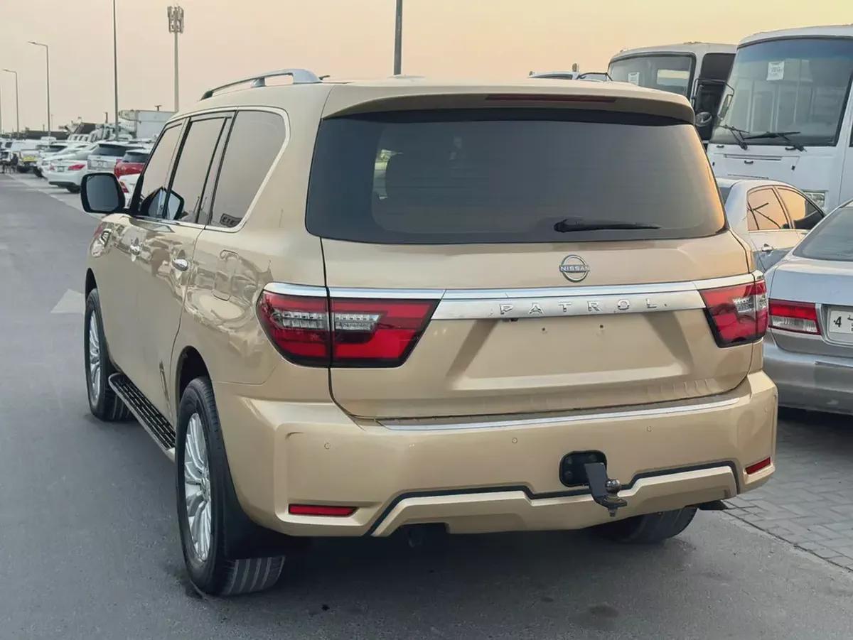 Nissan Patrol SE 2014 | GCC Specs | Well Maintained-3-3