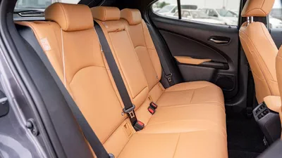 Lexus UX250h STD (NON GCC) LEXUS UX250H | 2-YEAR WARRANTY + SERVICE AVAILABLE | IN-HOUSE FINANCING | 0% DOWNPAYME-19