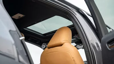 Lexus UX250h STD (NON GCC) LEXUS UX250H | 2-YEAR WARRANTY + SERVICE AVAILABLE | IN-HOUSE FINANCING | 0% DOWNPAYME-23