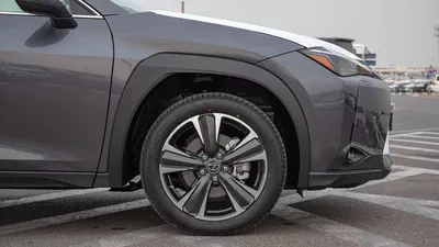 Lexus UX250h STD (NON GCC) LEXUS UX250H | 2-YEAR WARRANTY + SERVICE AVAILABLE | IN-HOUSE FINANCING | 0% DOWNPAYME-4