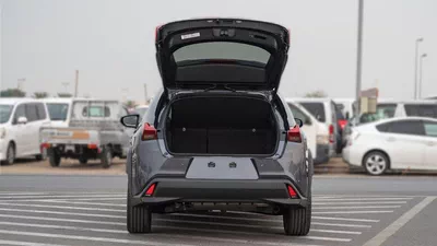Lexus UX250h STD (NON GCC) LEXUS UX250H | 2-YEAR WARRANTY + SERVICE AVAILABLE | IN-HOUSE FINANCING | 0% DOWNPAYME-8