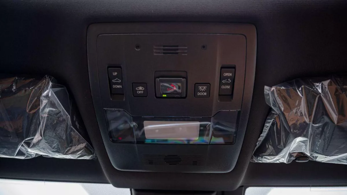 Lexus UX250h STD (NON GCC) LEXUS UX250H | 2-YEAR WARRANTY + SERVICE AVAILABLE | IN-HOUSE FINANCING | 0% DOWNPAYME-16-0