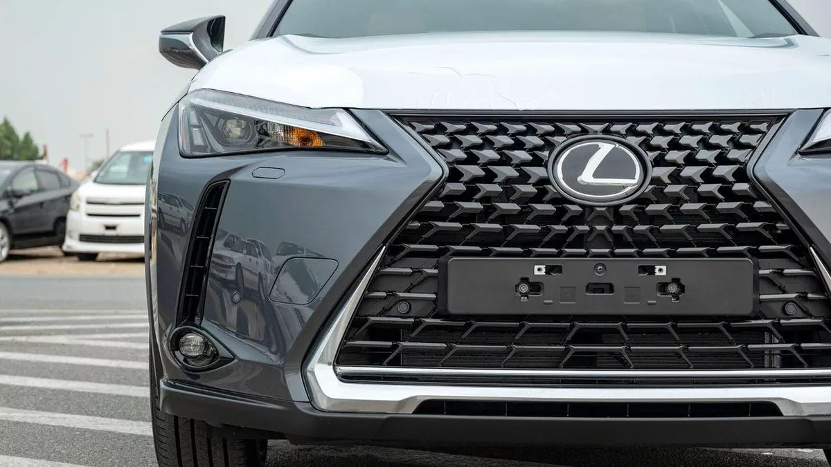 Lexus UX250h STD (NON GCC) LEXUS UX250H | 2-YEAR WARRANTY + SERVICE AVAILABLE | IN-HOUSE FINANCING | 0% DOWNPAYME-2-0