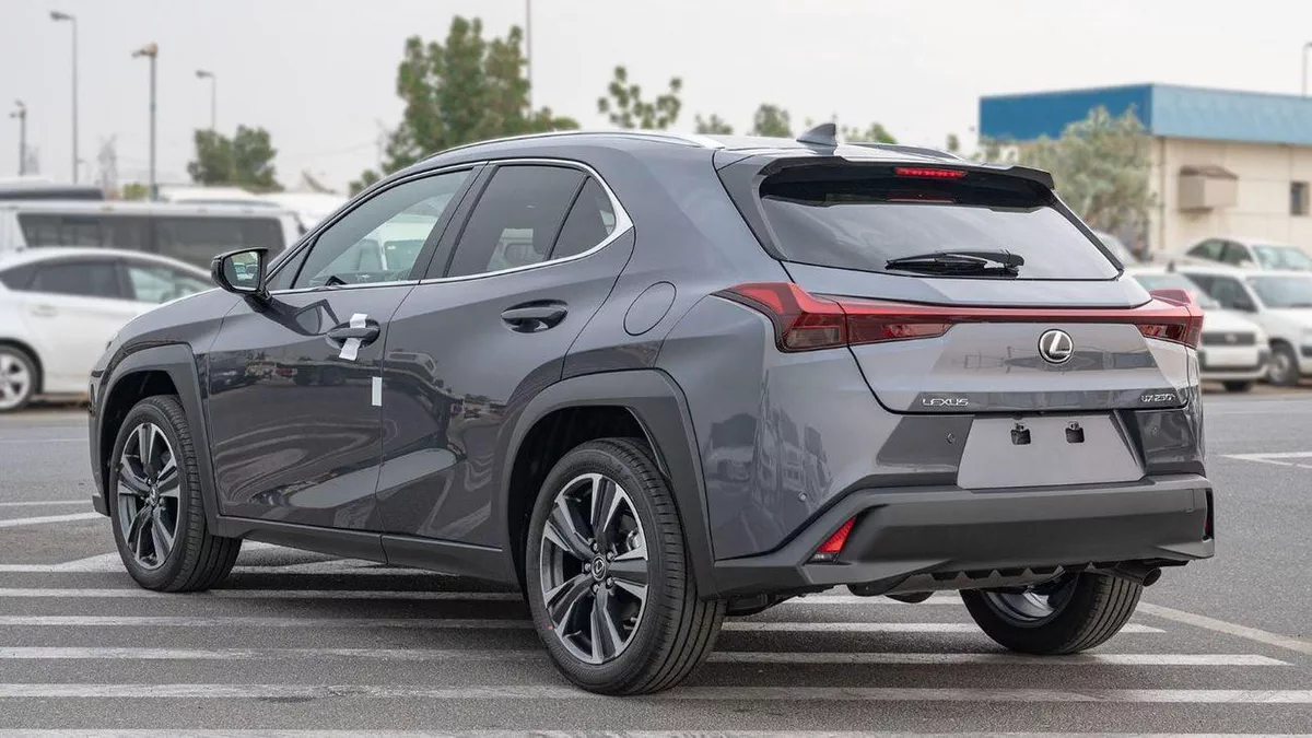 Lexus UX250h STD (NON GCC) LEXUS UX250H | 2-YEAR WARRANTY + SERVICE AVAILABLE | IN-HOUSE FINANCING | 0% DOWNPAYME-6-0