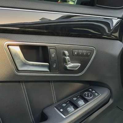 2014 Mercedes-Benz E-Class E 300 4MATIC - Korean Specs - Excellent Condition-6