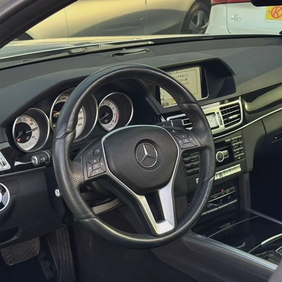 2014 Mercedes-Benz E-Class E 300 4MATIC - Korean Specs - Excellent Condition-8