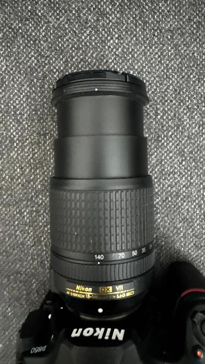 Nikon AF-S DX NIKKOR 18-140mm f/3.5-5.6G ED VR Lens,Black-3
