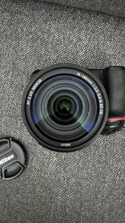 Nikon AF-S DX NIKKOR 18-140mm f/3.5-5.6G ED VR Lens,Black-1