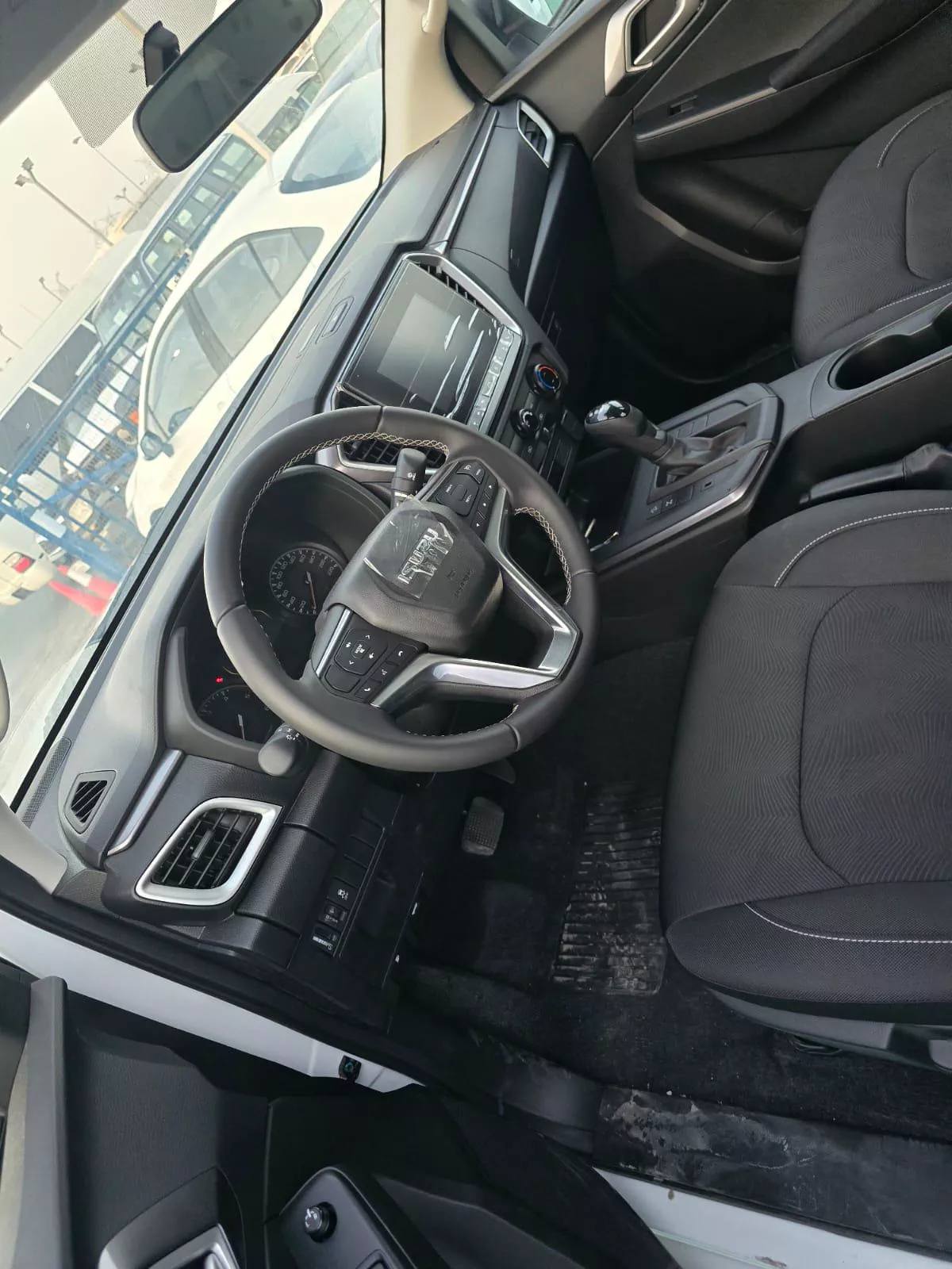 2026 Isuzu D-MAX GT-9-9
