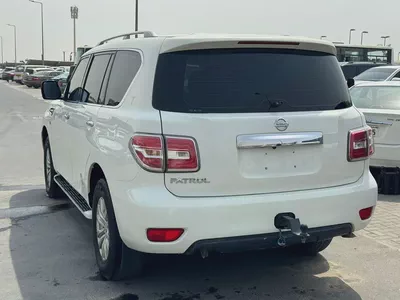 Nissan patrol 2014 white color GCC calen car-3