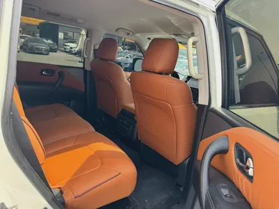 Nissan patrol 2014 white color GCC calen car-4