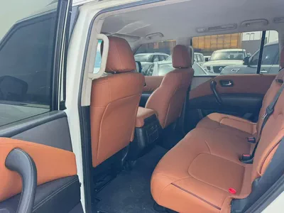 Nissan patrol 2014 white color GCC calen car-6