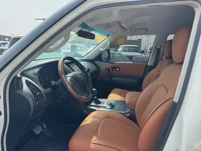 Nissan patrol 2014 white color GCC calen car-7