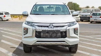 Mitsubishi L200 GLS Mitsubishi L200 GLX 2.4L Diesel AT MY2023-1
