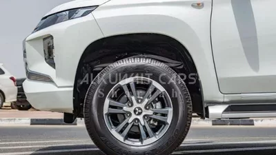 Mitsubishi L200 GLS Mitsubishi L200 GLX 2.4L Diesel AT MY2023-3