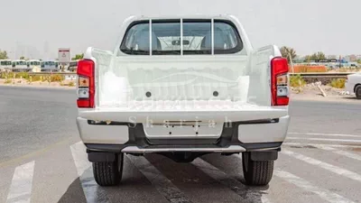 Mitsubishi L200 GLS Mitsubishi L200 GLX 2.4L Diesel AT MY2023-5