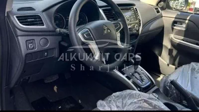 Mitsubishi L200 GLS Mitsubishi L200 GLX 2.4L Diesel AT MY2023-6