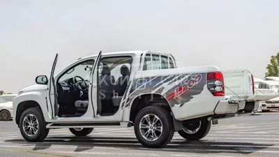 Mitsubishi L200 GLS Mitsubishi L200 GLX 2.4L Diesel AT MY2023-7