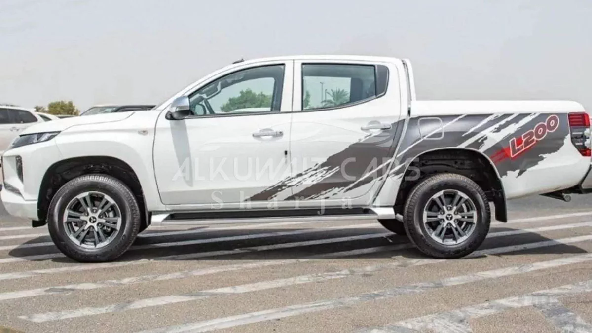 Mitsubishi L200 GLS Mitsubishi L200 GLX 2.4L Diesel AT MY2023-4-0