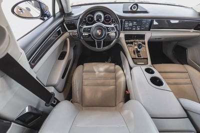 Porsche Panamera Turbo Sport Turismo-17