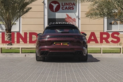 Porsche Panamera Turbo Sport Turismo-8