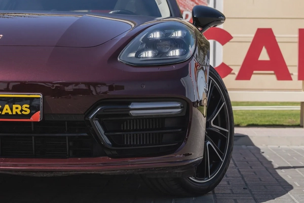 Porsche Panamera Turbo Sport Turismo