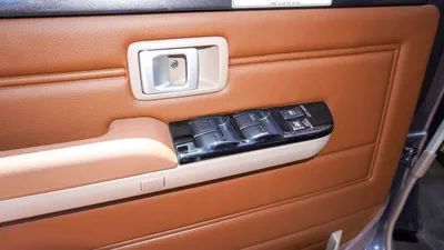 Toyota Land Cruiser Pick Up LX 4.0L V6 Double Cabin Auto transmission-9