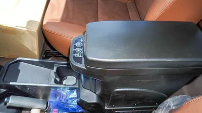 Toyota Land Cruiser Pick Up LX 4.0L V6 Double Cabin Auto transmission-10