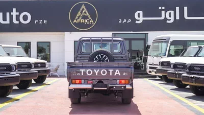 Toyota Land Cruiser Pick Up LX 4.0L V6 Double Cabin Auto transmission-16