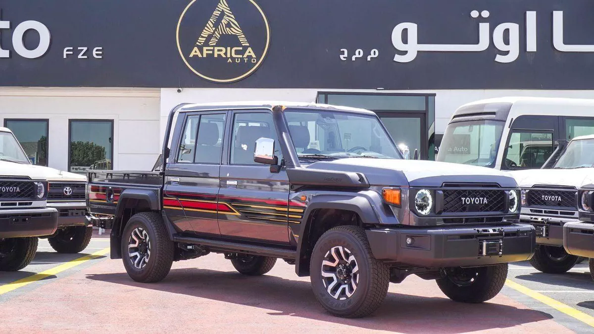 Toyota Land Cruiser Pick Up LX 4.0L V6 Double Cabin Auto transmission